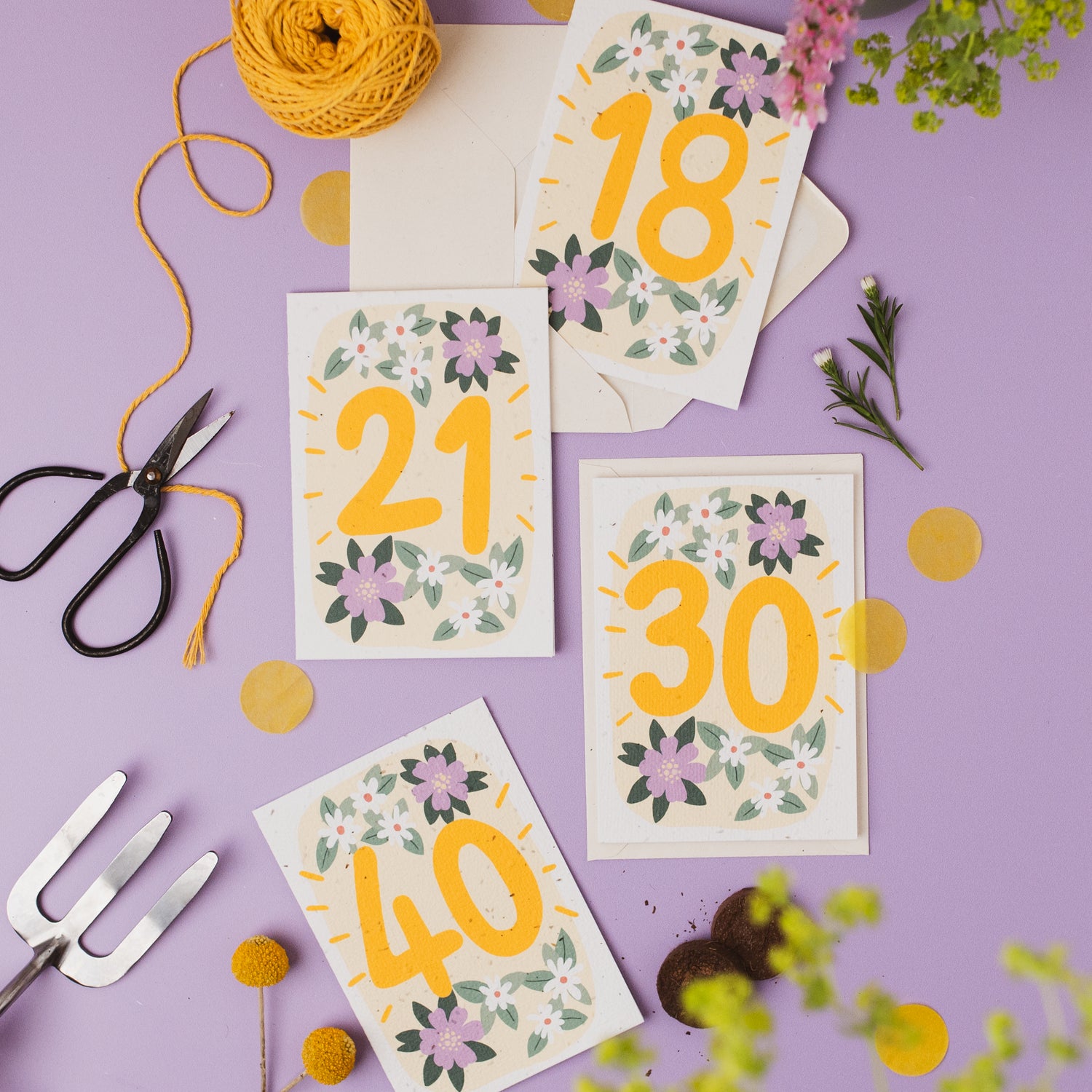 A set of 4 Plantable Birthday Cards