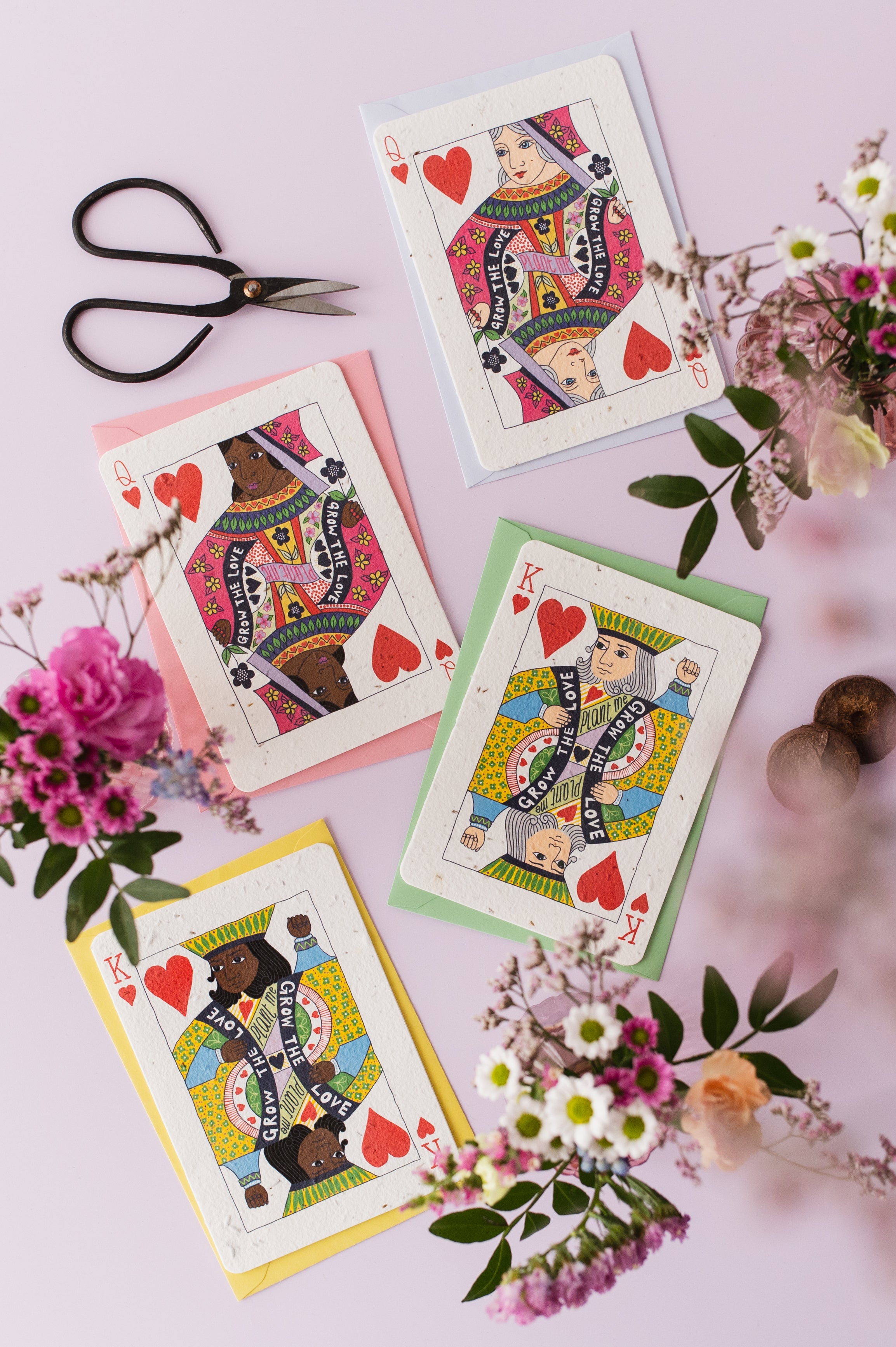 Queen of Hearts Plantable Card, Brown Queen